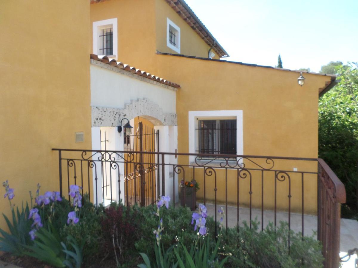 Maison Mimosa Salernes Exteriér fotografie