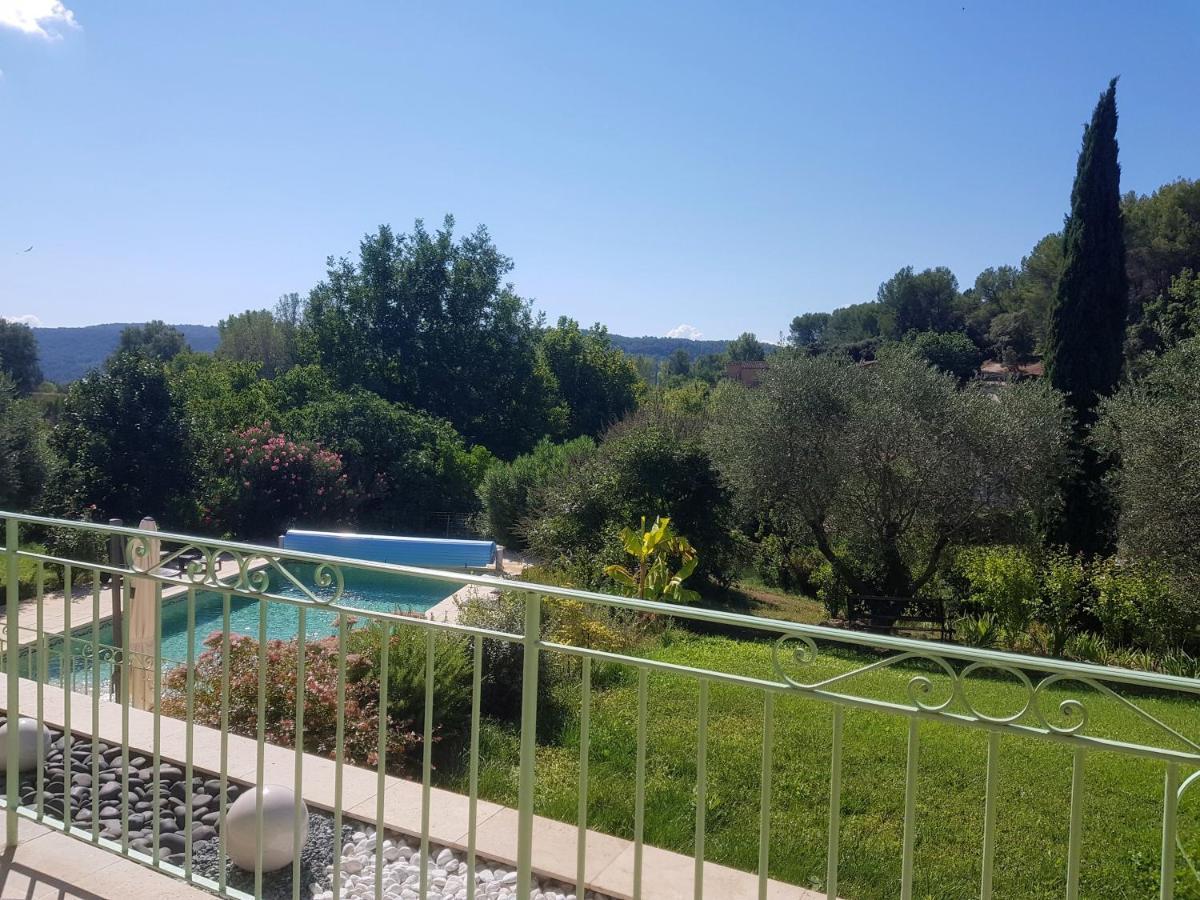 Maison Mimosa Salernes Exteriér fotografie